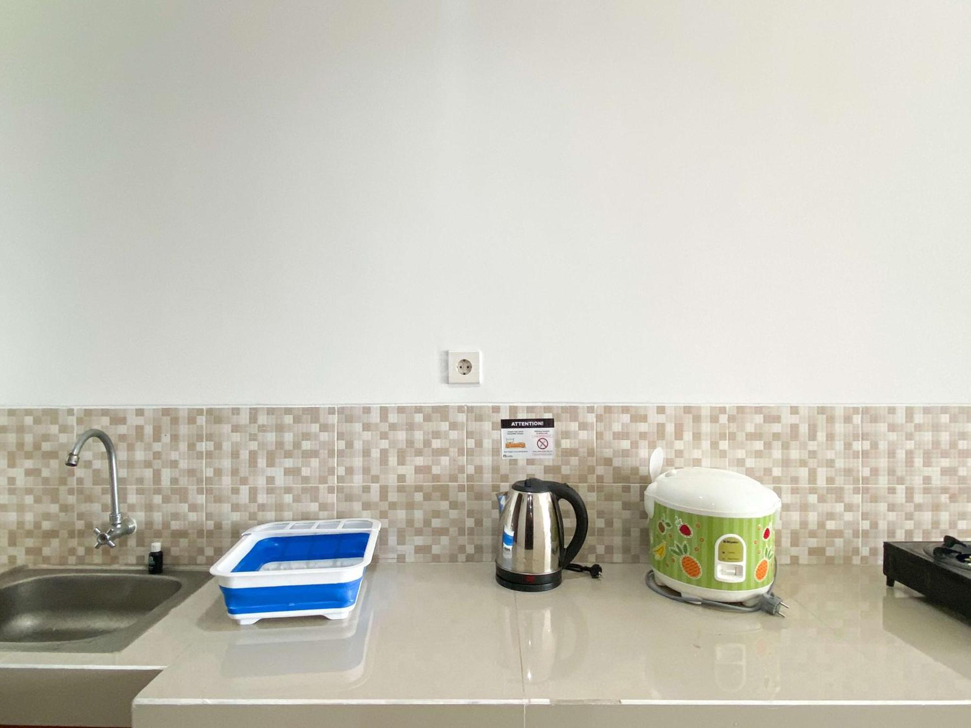 Restful And Comfy Enviro By Travelio Apartemen Cikarang